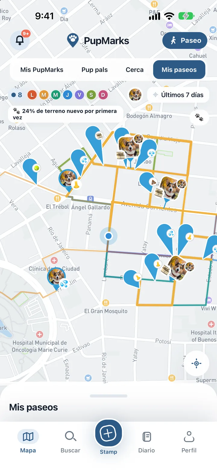 Mapa semanal de rutas de PupMarks para iOS con siete colores diarios y una puntuación de caminos únicos