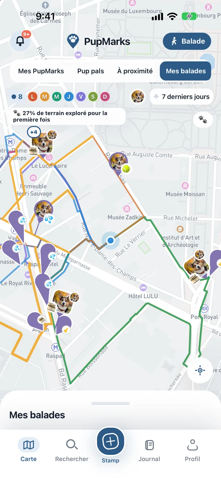 Carte iOS des itinéraires hebdomadaires PupMarks avec sept couleurs de jour et un score de chemins uniques