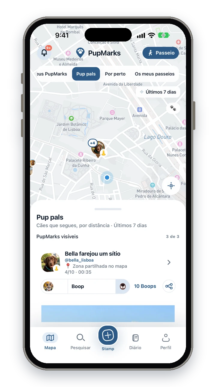 O mapa e a lista dos Pup pals do PupMarks com um PupMark próximo da Bella e um botão de Boop com a cara de um cão.